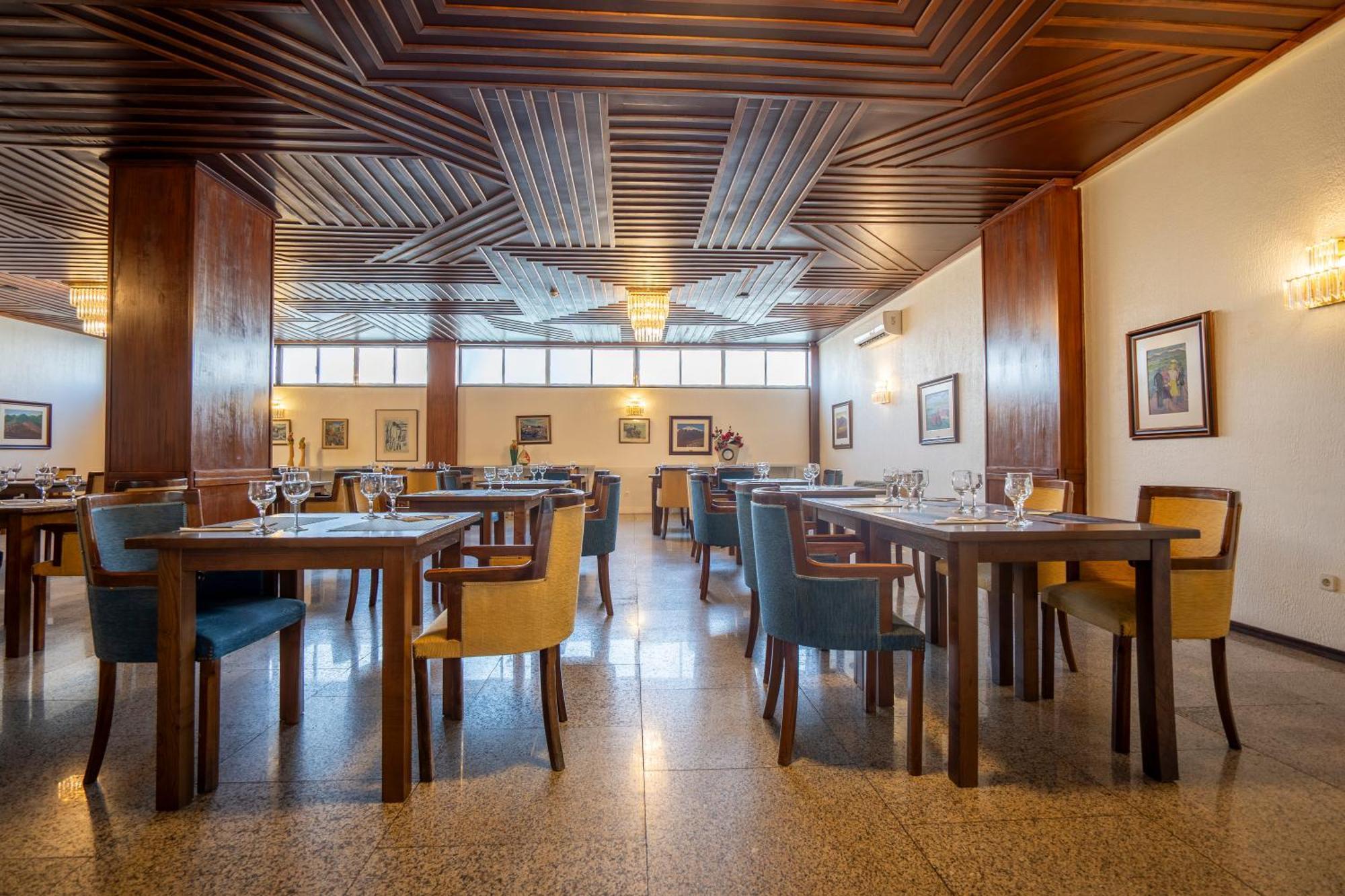 Hotel Onix Viseu Buitenkant foto