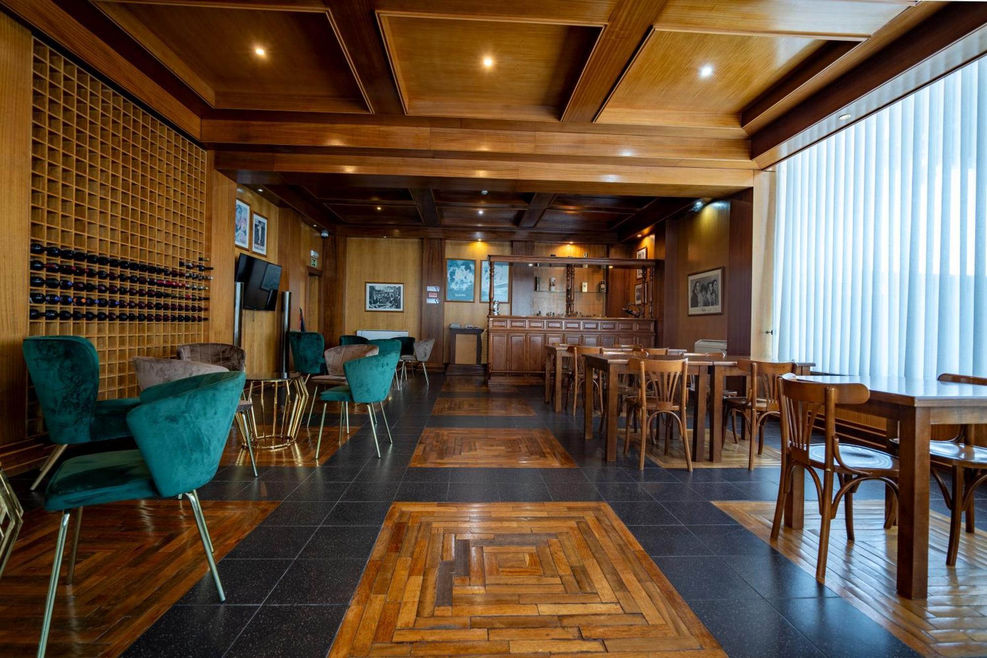 Hotel Onix Viseu Buitenkant foto